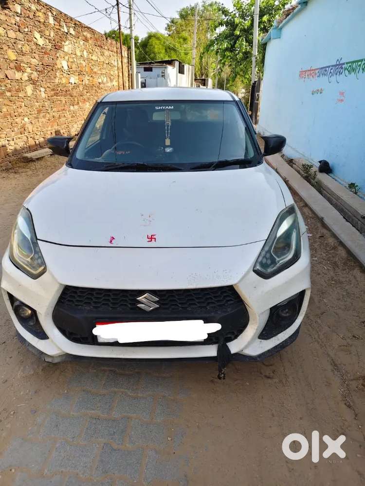 Maruti Suzuki Swift 2023 Petrol 52000 Km Driven