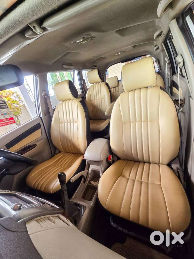 Well Showroom Maintained Vehicle Leather Nappa Seat Covers