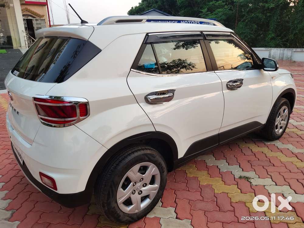 Hyundai Venue S, 2022, Petrol