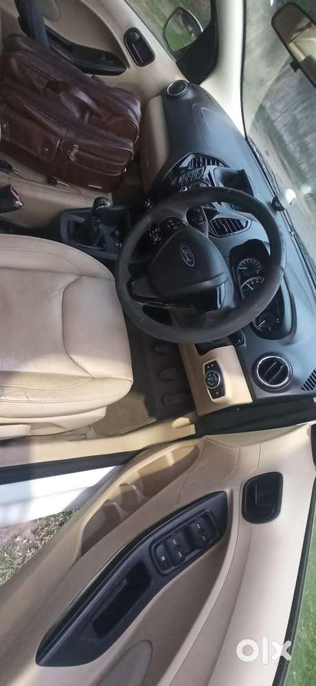 Ford Figo Aspire Titanium, 2016, Petrol