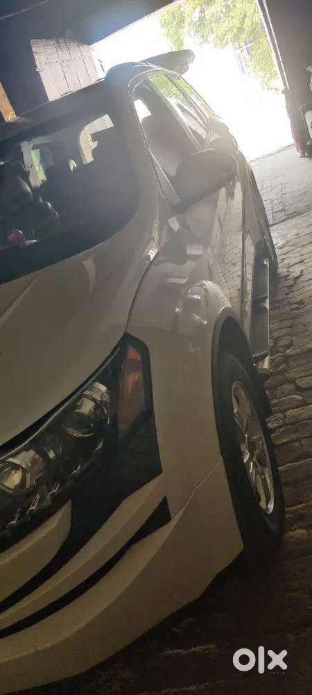 Mahindra Xuv500 2014 Diesel 91400 Km Driven And Very Good Condition