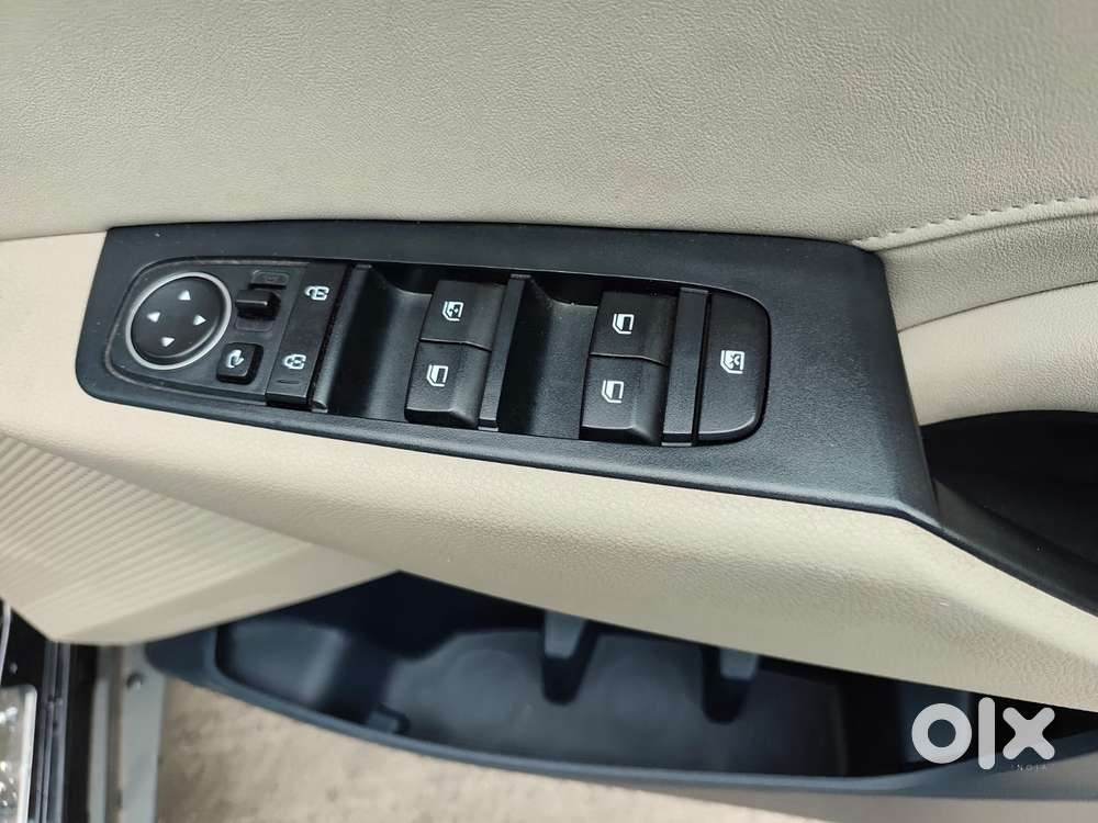 Kia Carens 1.5 Luxury Plus Turbo 7 Str, 2022, Petrol