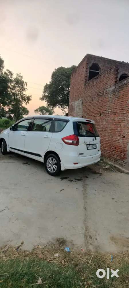 Maruti Suzuki Ertiga 2015 Diesel 172000 Km Driven