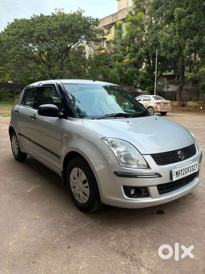 Maruti Suzuki Swift Vxi, 2011, Petrol