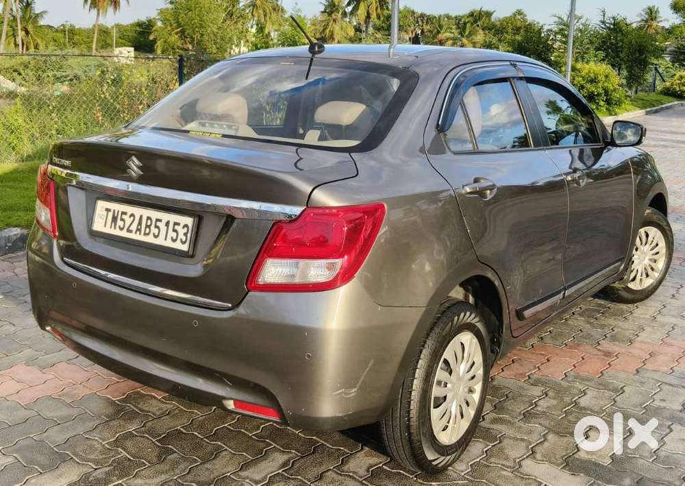 Maruti Suzuki Dzire 1.2 Vxi, 2022, Petrol
