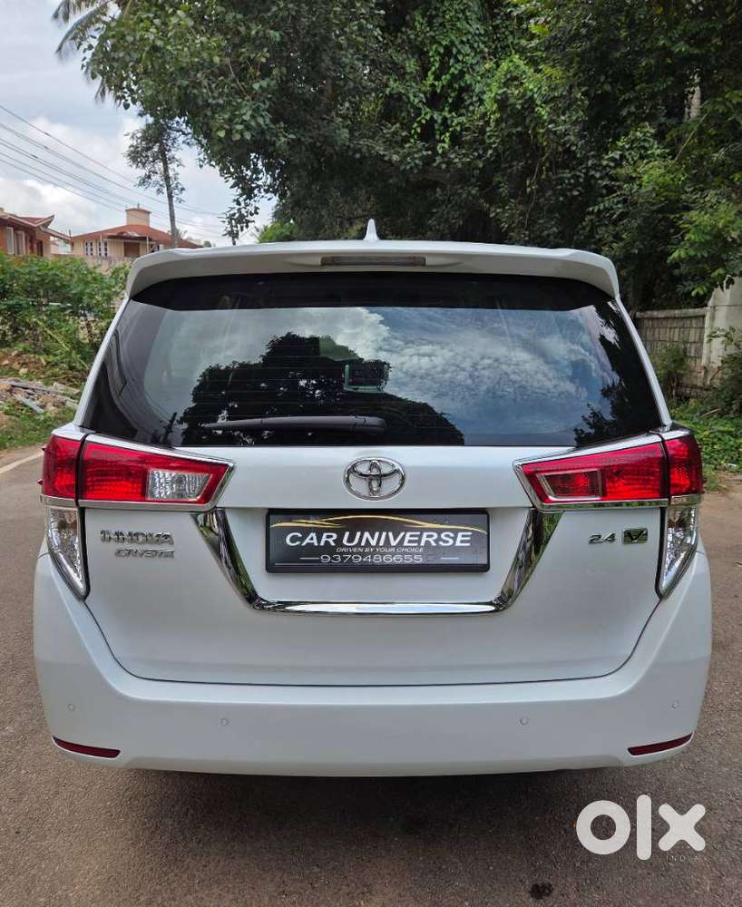 Toyota Innova Crysta 2.4 V, 2024, Diesel