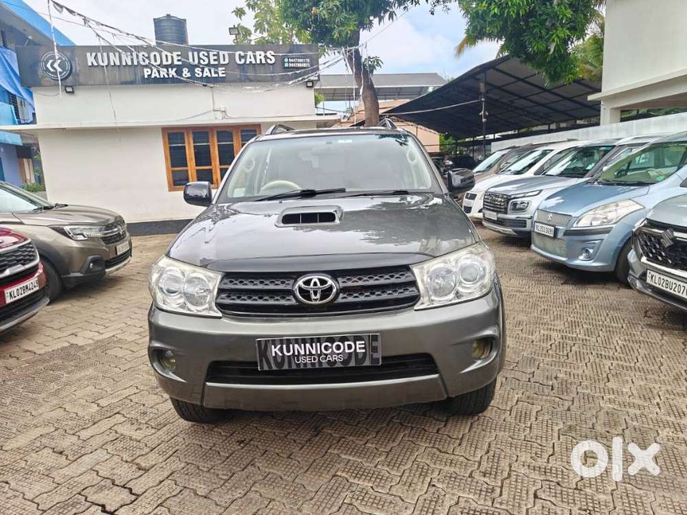 Toyota Fortuner 3.0 4x4 Manual, 2010, Diesel