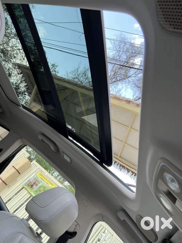 Mahindra Xuv700 2.2 Ax 7 Diesel At Luxury Pack Str Awd, 2022, Diesel