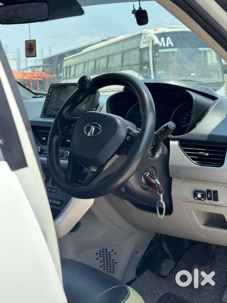 Tata Nexon, 2018, Petrol