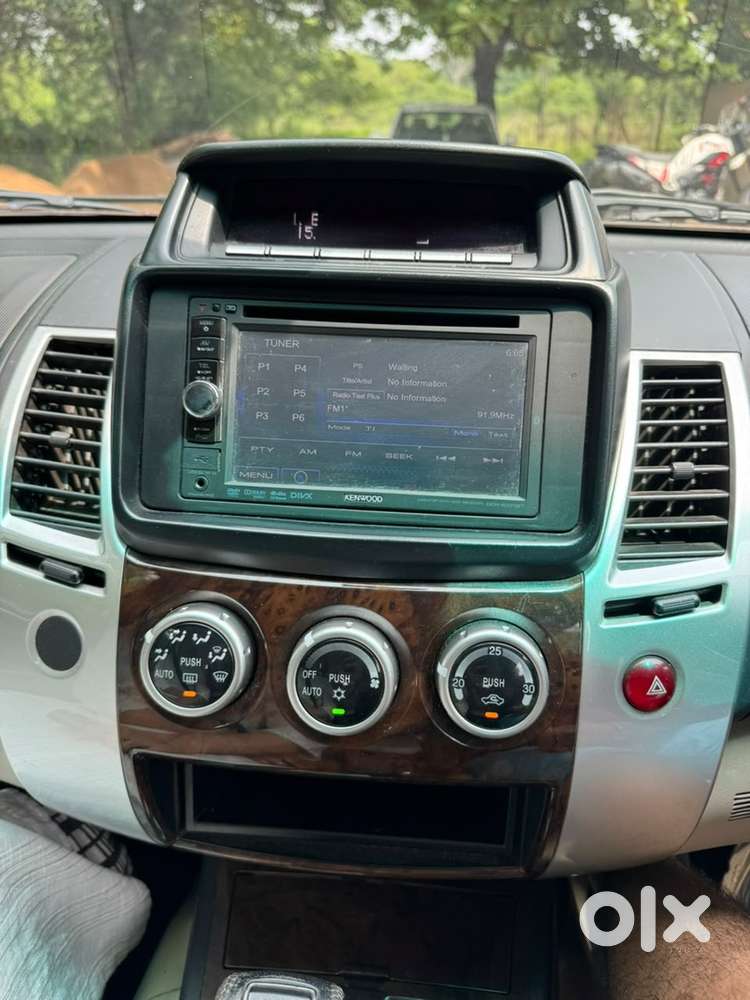 2015 Mitsubishi Pajero Sport At | 91,323 Km | 2nd Owner