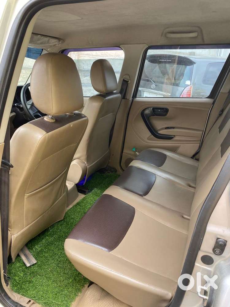 Mahindra Tuv 300 T4 Plus, 2015, Diesel