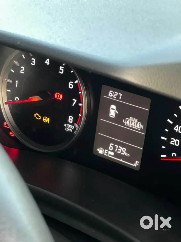 Maruti Swift Vxi 2025 Black Single Owner Very Low Km