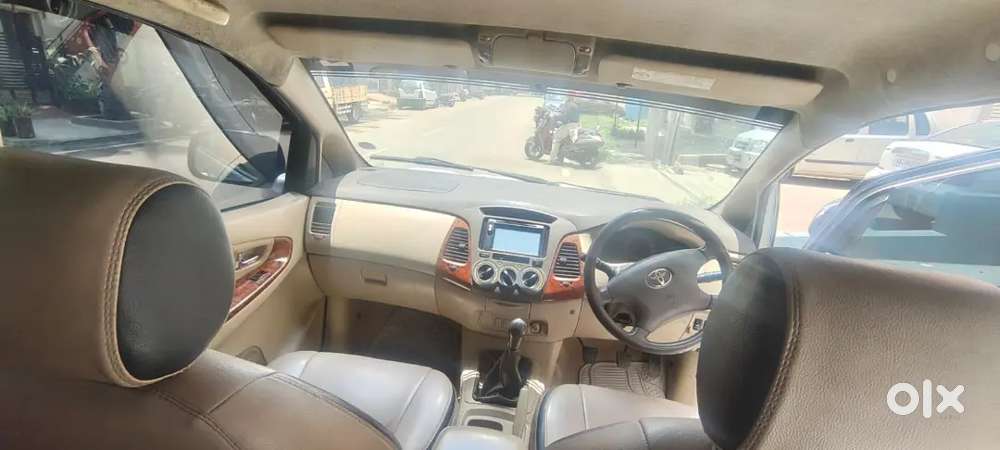 Toyota Innova 2.5 V 2007