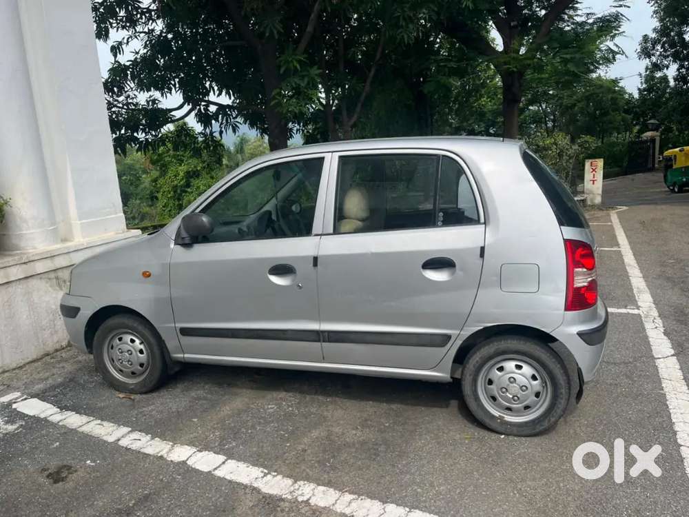 Hyundai Santro 2009 Petrol 60000 Km Driven Showroom Condition