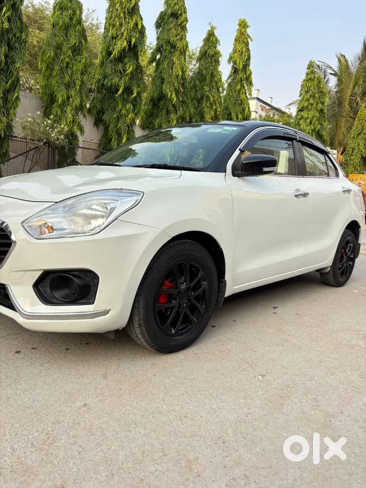 Maruti Suzuki Dzire 2017 Petrol Well Maintained