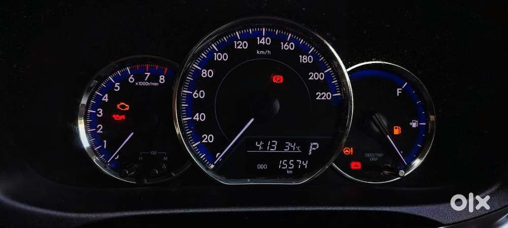 Toyota Yaris J Cvt, 2021, Petrol