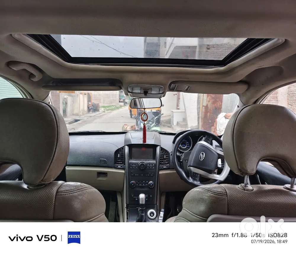 Mahindra Xuv500 2.2 W10 2017