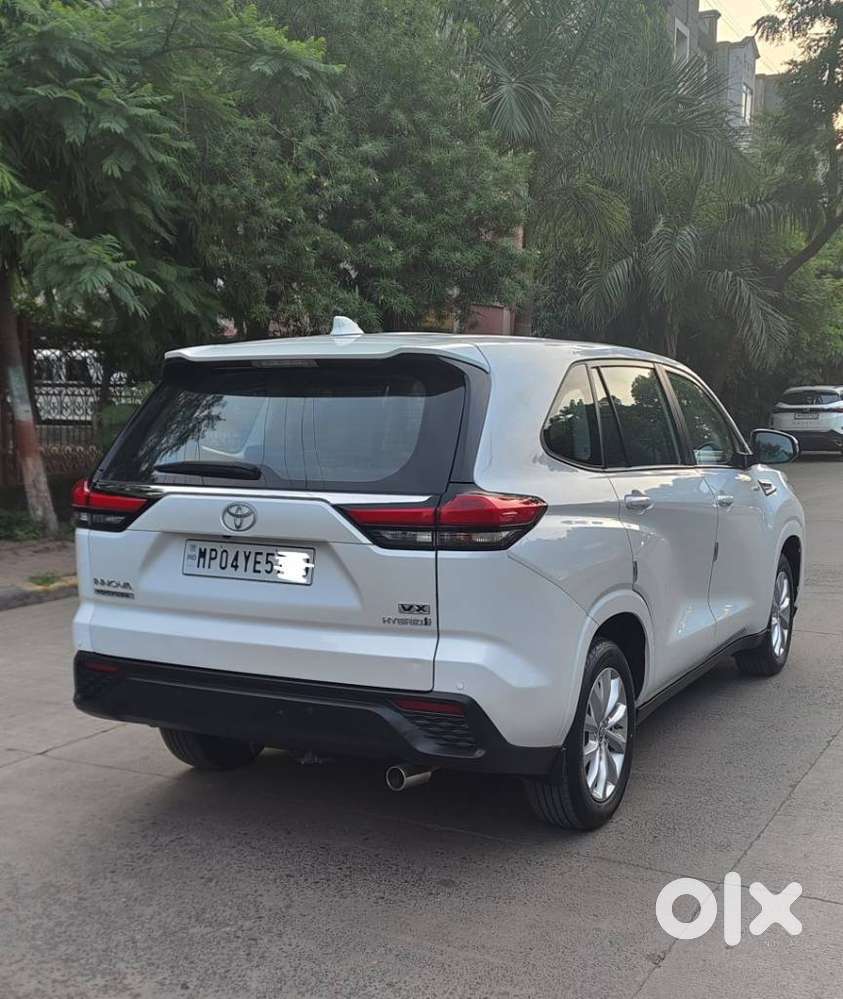 Toyota Innova Hycross 2.0 Vx Hybrid 8 Str, 2024, Petrol
