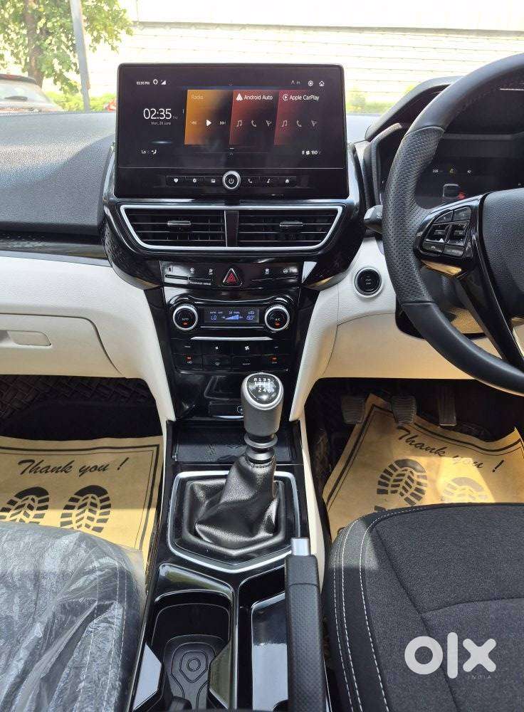 Mahindra Xuv 3xo Ax5 Ds Mt, 2025, Diesel