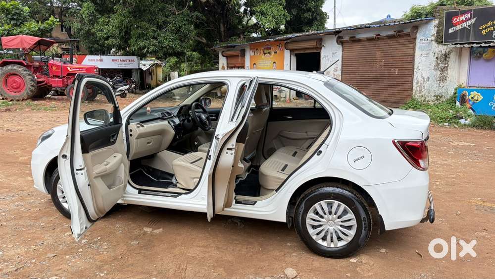 Maruti Suzuki Swift Dzire Vxi Optional, 2023, Petrol