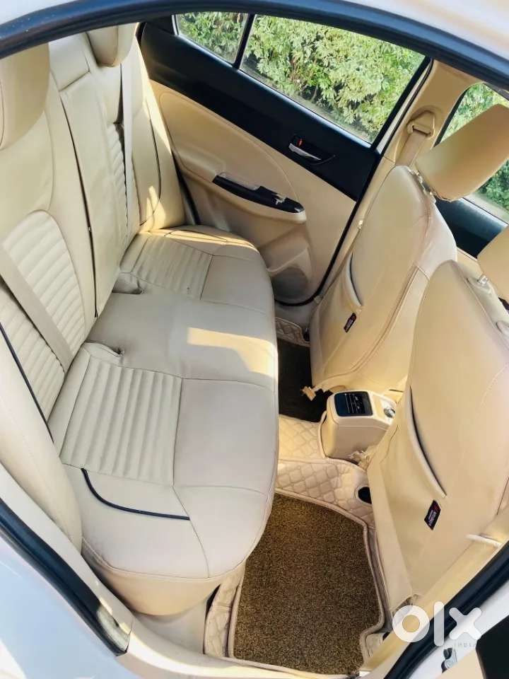 Maruti Suzuki Dzire 1.2 Vxi, 2023, Petrol