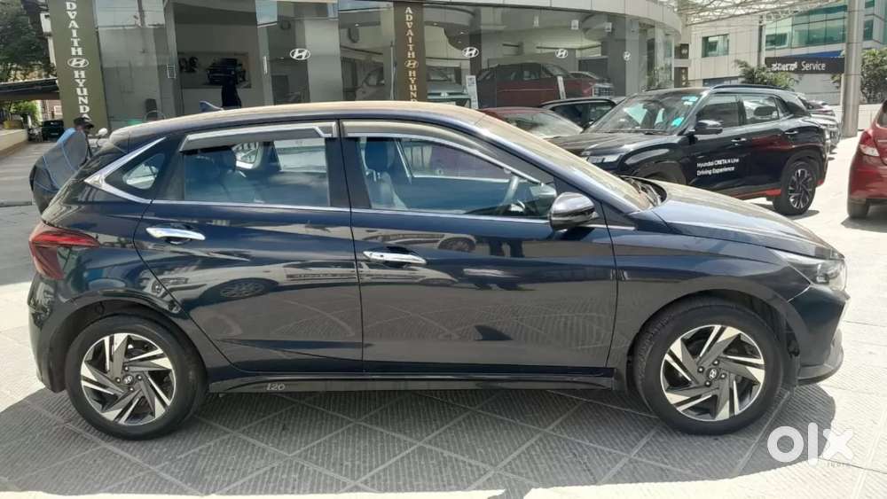 Hyundai I20 Asta (o) 1.2 Mt, 2023, Petrol
