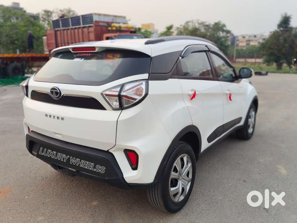 Tata Nexon 1.5 Revotorq Xma Amt (s), 2022, Diesel