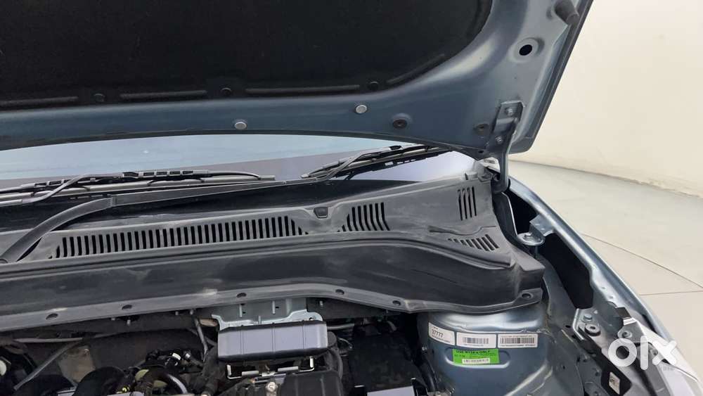 Tata Punch 1.2 Revotron Creative Amt Dual Tone, 2023, Petrol