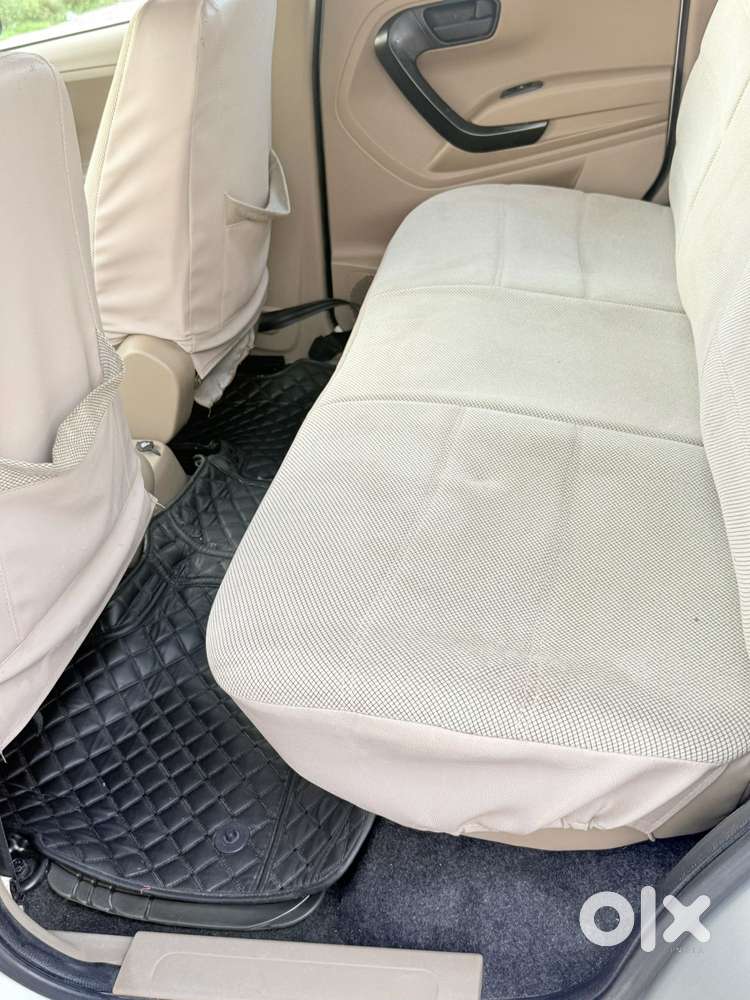 Mahindra Tuv 300 T6, 2016, Diesel