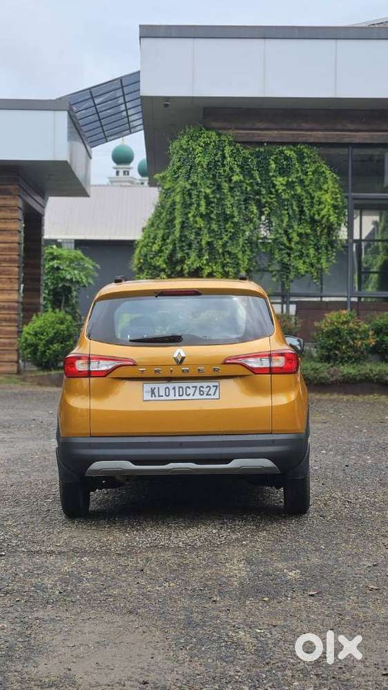 Renault Triber Rxt, 2024, Petrol