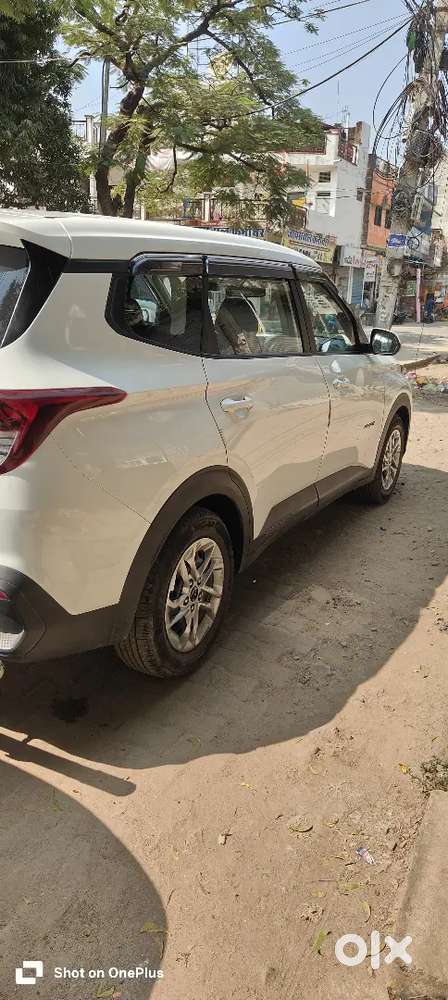 Kia Carens Gravity 2025 Diesel