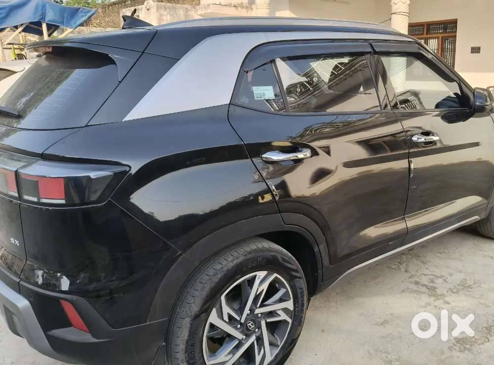 Creta Black
