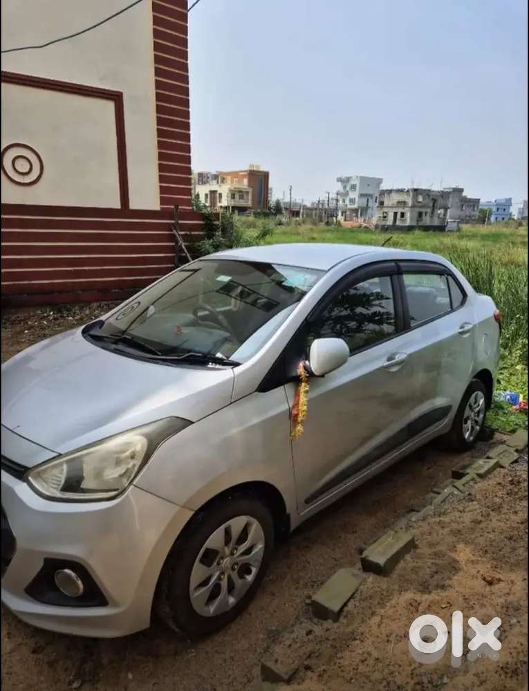 Hyundai Xcent 2015