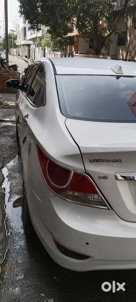 Hyundai Verna 2013 Petrol Well Maintained