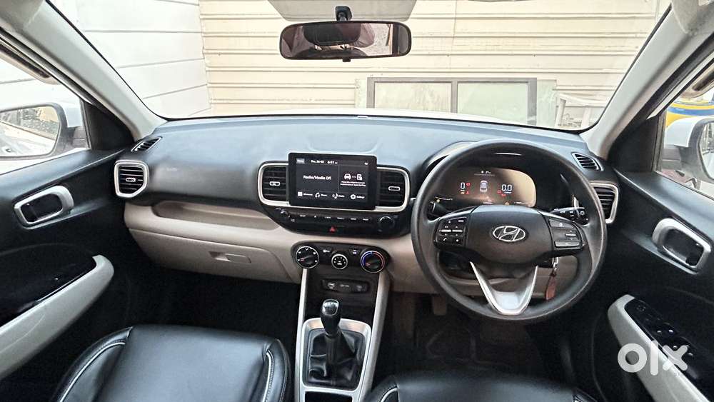 Hyundai New Venue Se, 2023, Petrol