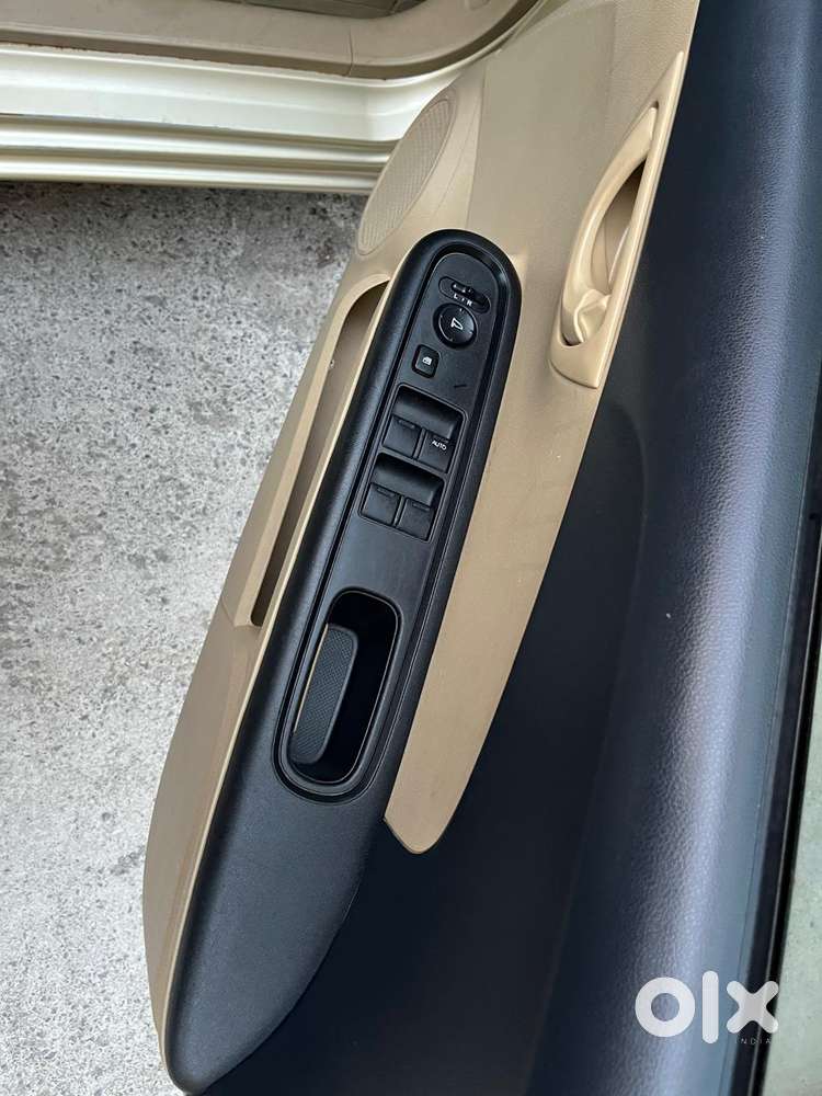 Honda Mobilio V I-vtec, 2015