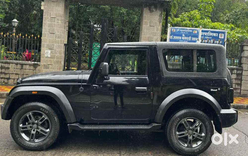Mahindra Thar Lx Diesel Hard Top 2wd (2024) - Napoli Black