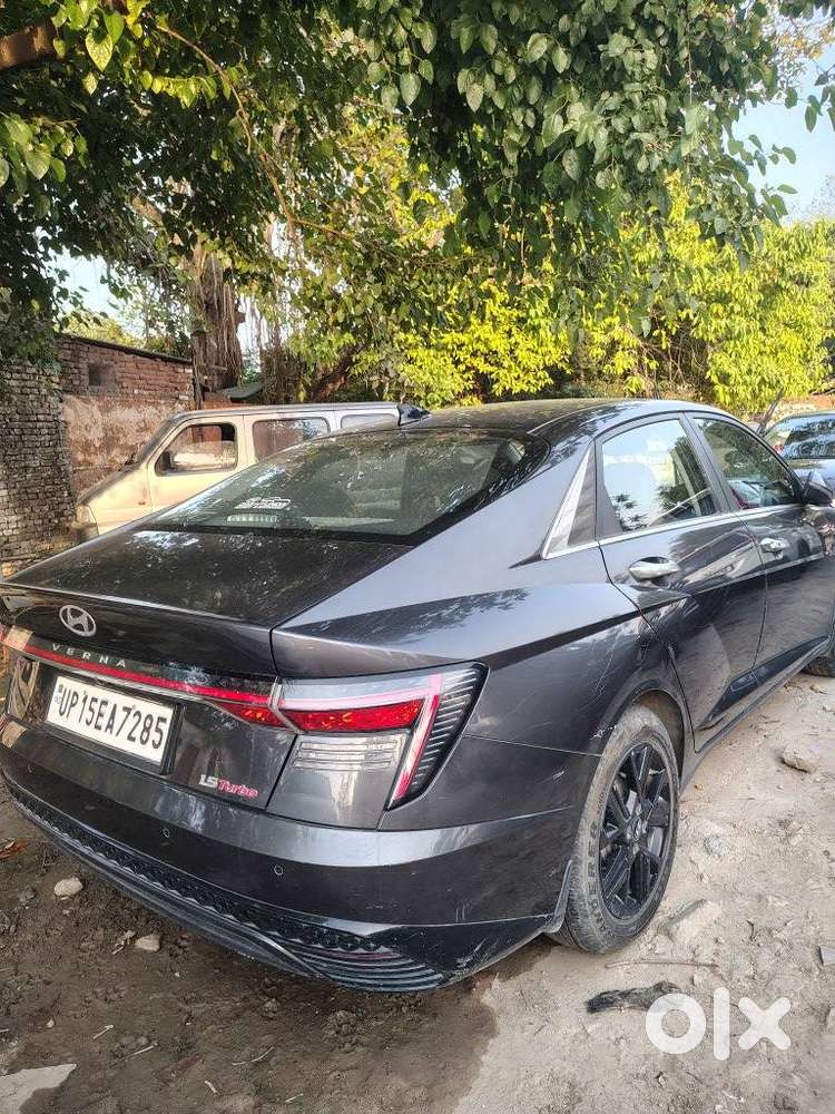 Hyundai Verna 1.5 Sx (o) Petrol Mt, 2023, Petrol