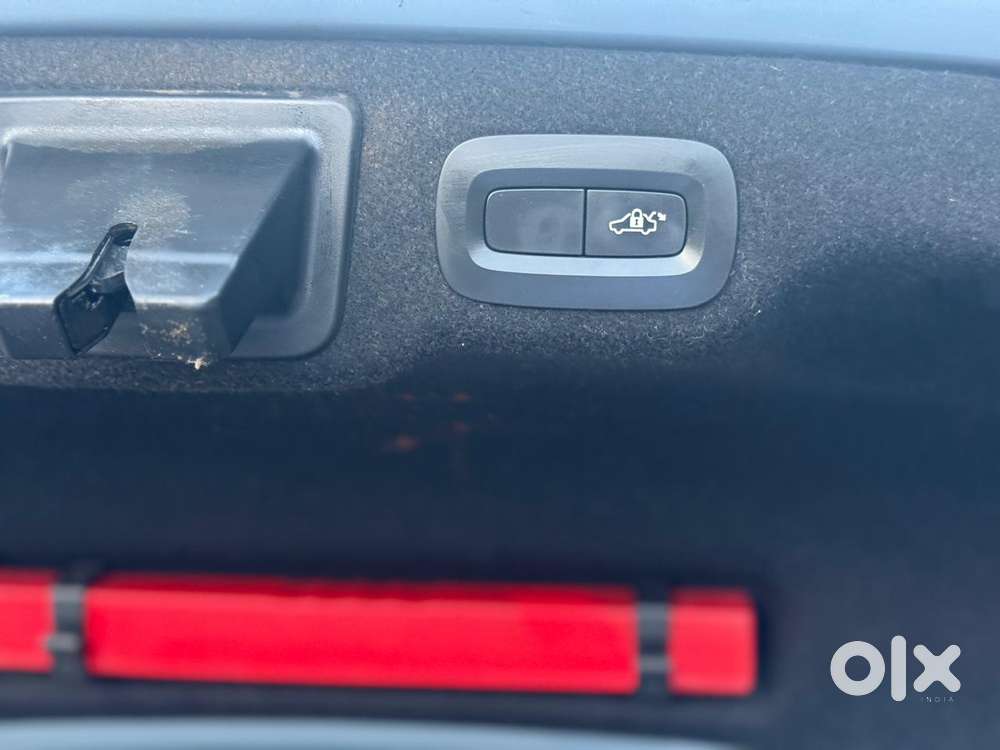 Volvo S90 D4 Momentum, 2019, Diesel