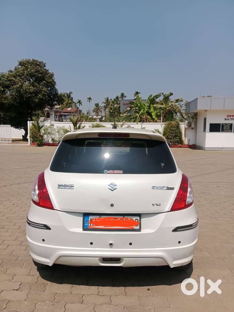 Maruti Suzuki Swift Vvt Zxi, 2016