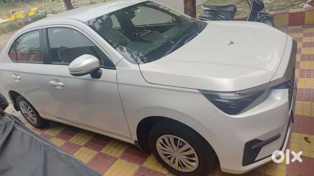 Honda Amaze 1.2 V I-vtec 2025 Mt