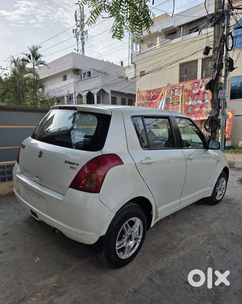 Swift 1.2 Vxi 2007 Manual, 72500 Km