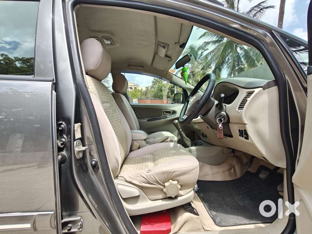 Toyota Innova, 2010, Diesel
