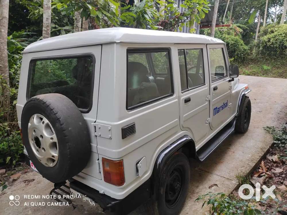 Mahindra Marshal 2000