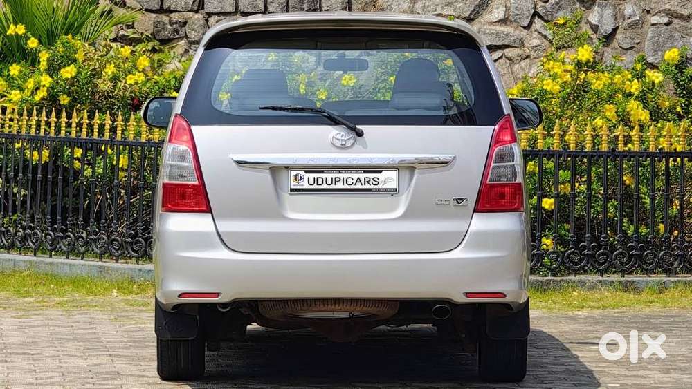 Toyota Innova 2.0 Vx 8 Seater Bs Iv, 2012