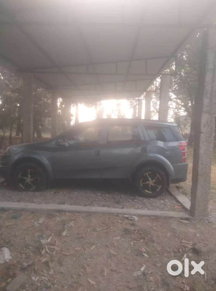 Mahindra Xuv500 2014 Diesel 160000 Km Driven