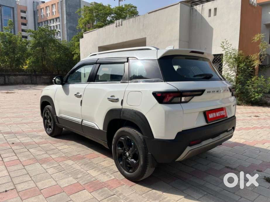 Maruti Suzuki Brezza 1.5 Zxi Smart Hybrid, 2023, Petrol