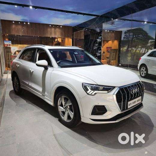 Audi Q3 40 Tfsi Technology, 2025, Petrol