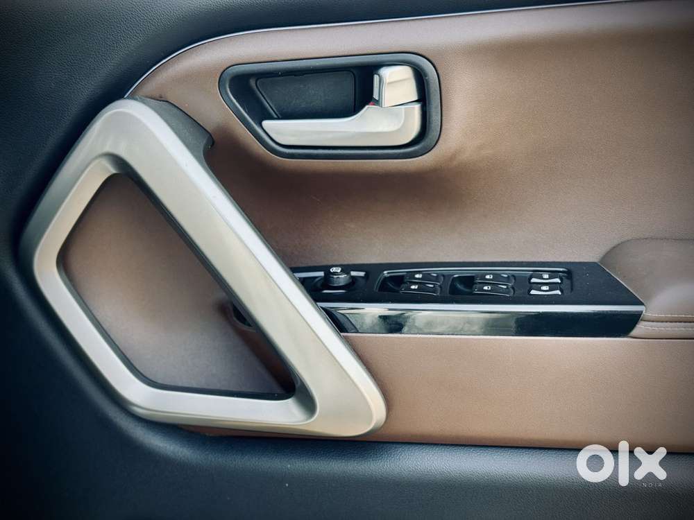 Mahindra Scorpio-n 2.2 Z8 L Diesel At 7 Str, 2024, Diesel