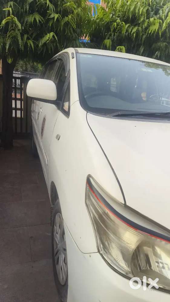Toyota Innova Diesel 2015